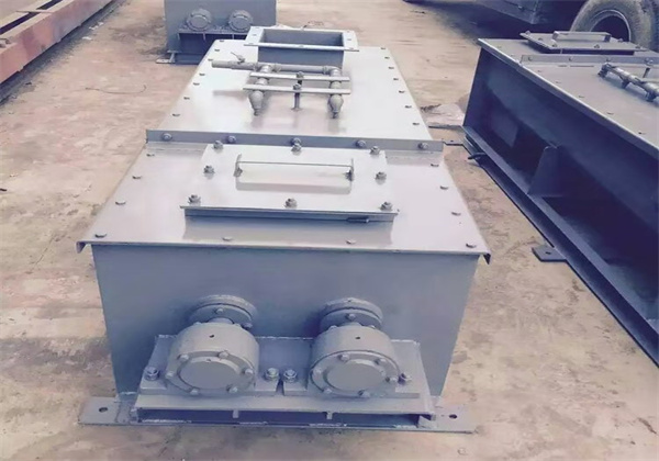 粉尘加湿搅拌机